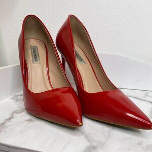 STEVE MADDEN Red Stilettos